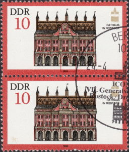 GDR 1984 Society of Monument Preservation Rathaus Rostock postage stamp plate flaw Big white spot on the right side of the central entrance.