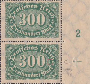 Germany 1922 postage stamp plate flaw Thin line on the right side of the inner ornament border