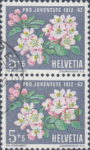 Switzerland 1962 Pro Juventute postage stamp plate flaw dot on flower