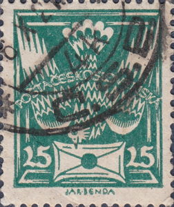 Czechoslovakia stamp Carrier Pigeon with letter 25 halerou Type 1